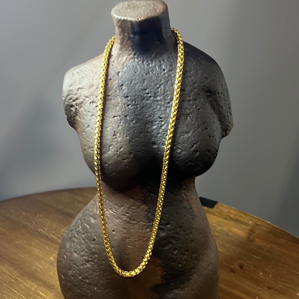 Men’s 14k Gold rope chain.